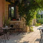 Terra Cesarea فندق مبيت وإفطار 3*