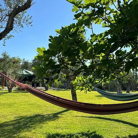 Oda ve Kahvaltı Terra Cesarea 4*