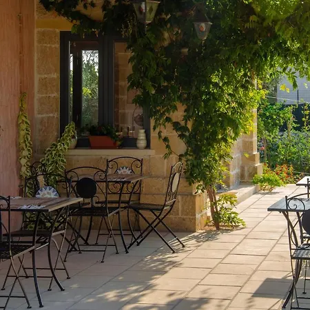 Terra Cesarea Bed & Breakfast 4*